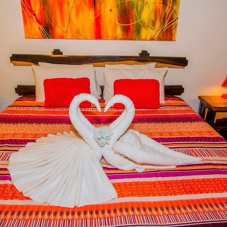 Hotel El Hormiguero Playa del Carmen Eksteriør billede