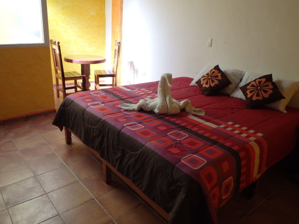 Hotel El Hormiguero Playa del Carmen Eksteriør billede