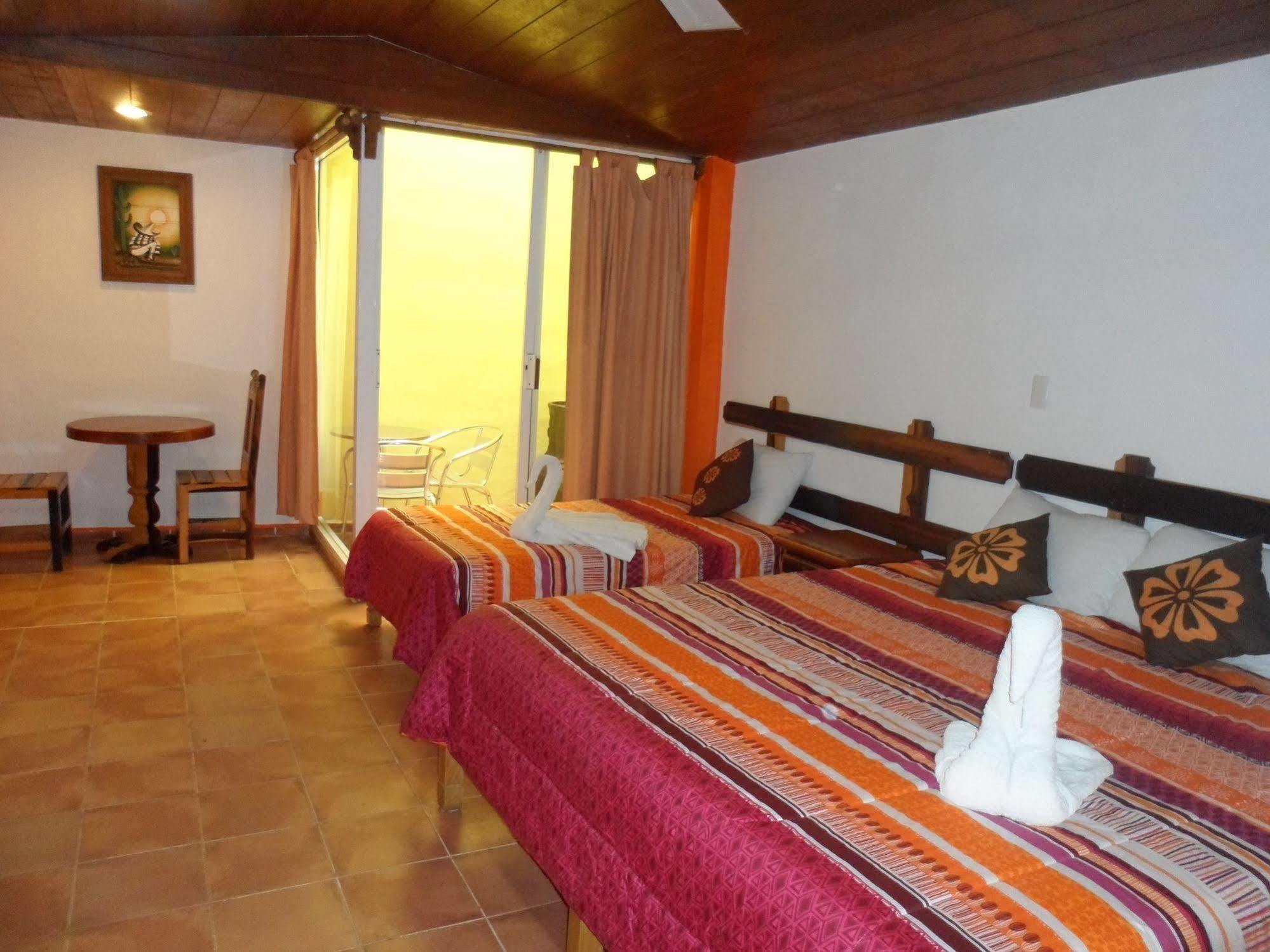 Hotel El Hormiguero Playa del Carmen Eksteriør billede