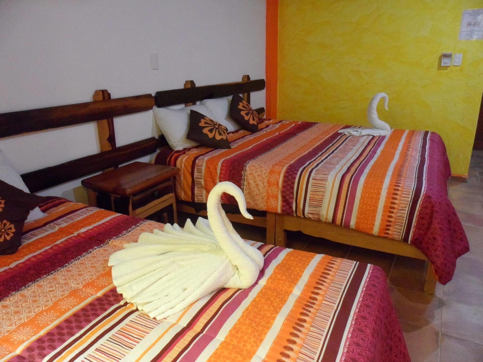 Hotel El Hormiguero Playa del Carmen Eksteriør billede