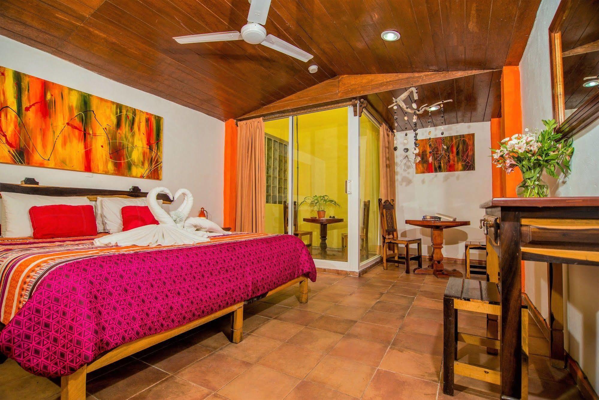 Hotel El Hormiguero Playa del Carmen Eksteriør billede